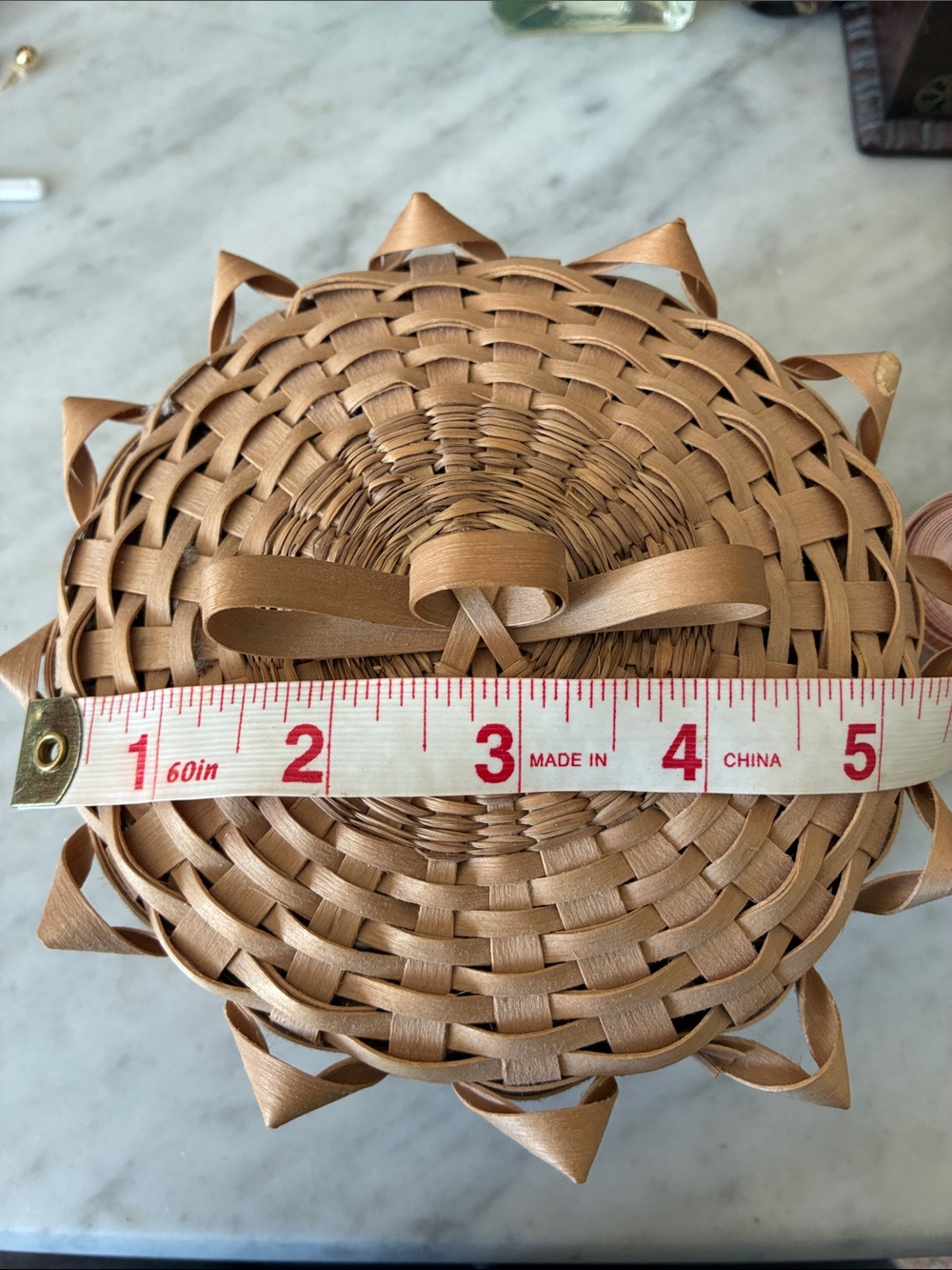 Cape Breton Iskand, Niva Scotia Mi’kmaq small hand made basket, 20th century - Picture 8 of 8